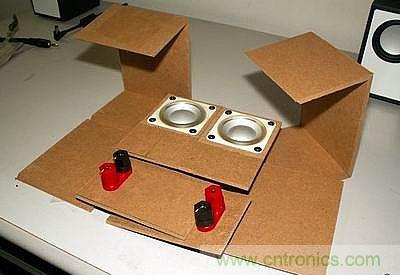 焊接完畢，背麵