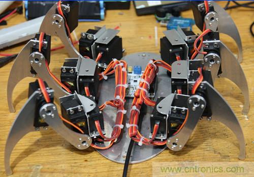 DIY：自製無線控製機器人