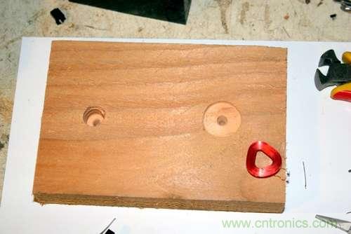 DIY電磁鍾擺支架