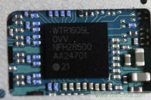 拆解4G新機索尼M35t：用料十足，易於維修