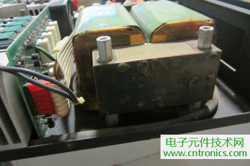 用料很給力！專業後級功放美國高峰FA1201拆解