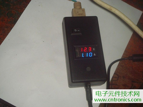 DIY：簡單自製可調移動電源
