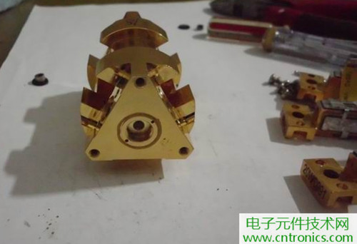 這貨一萬三？50W半導體激光模塊拆解