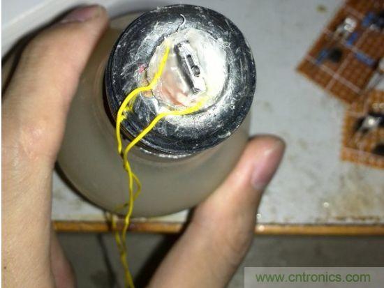 LED夜燈改裝記，如何廢物利用？