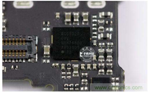 棋逢對手，詳拆努比亞Z5S如何力拚小米3 ？