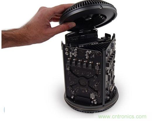 Mac Pro隻有頂部一顆風扇