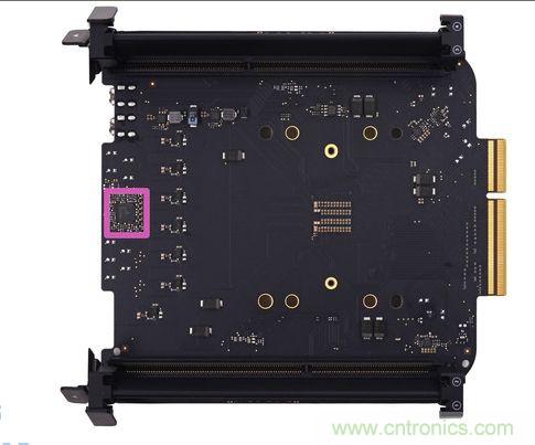 主板正麵粉色的芯片是Intersil的ISL6367混合型數字雙PWM控製器