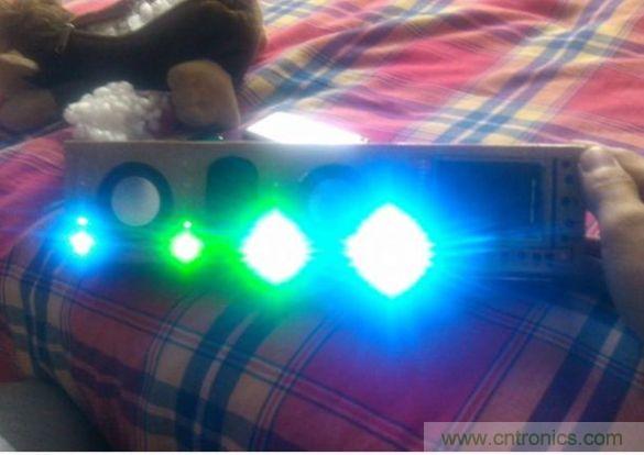 組裝，調試，安裝吸音棉