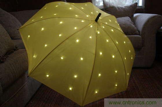創意DIY！送女朋友的絕妙禮物，LED星光傘！