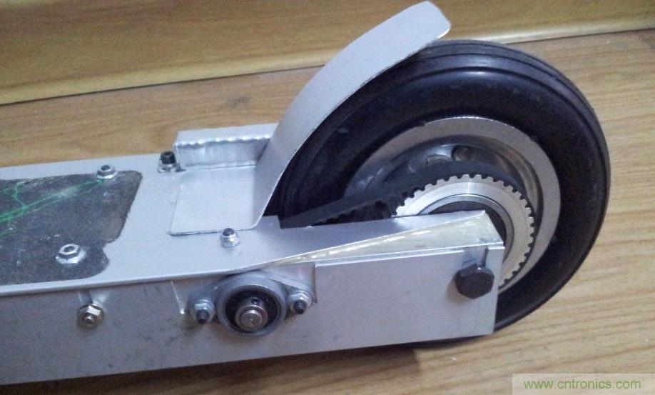 能工巧匠！DIY屬於你的電動滑板車！