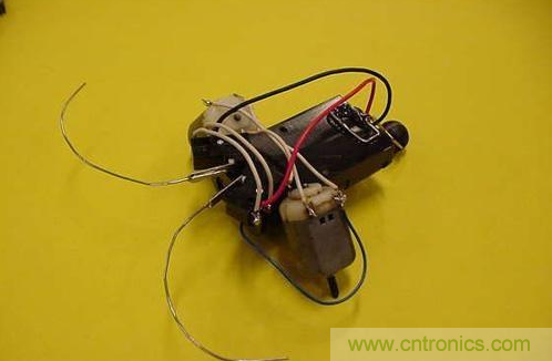 手把手教你自製甲殼蟲機器人