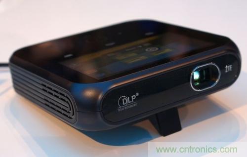 DLP微投掀翻消費電子市場，無屏顯示炙手可熱