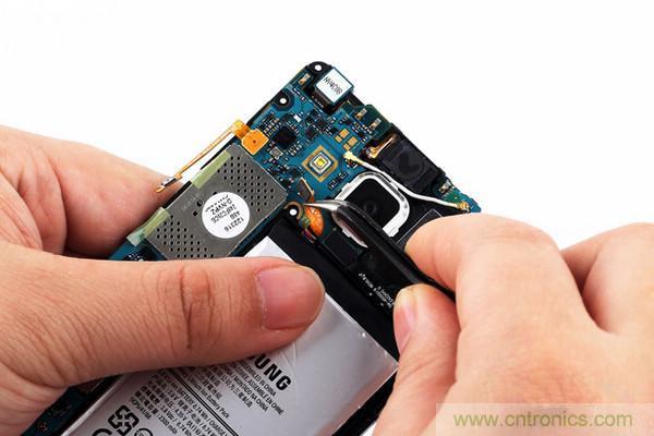 拆解狂魔荼毒新機三星金屬Galaxy A5，看槽點在何方？
