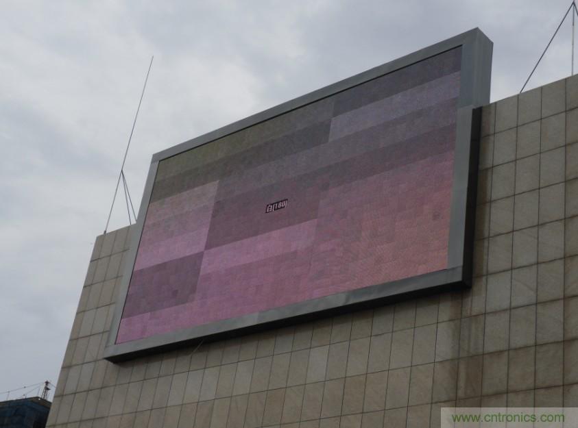 LED顯示屏突然黑屏，什麼原因？如何應對？