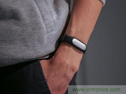 小米手環光感版體驗：便宜實惠，功能尚可