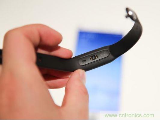 小米手環光感版體驗：便宜實惠，功能尚可