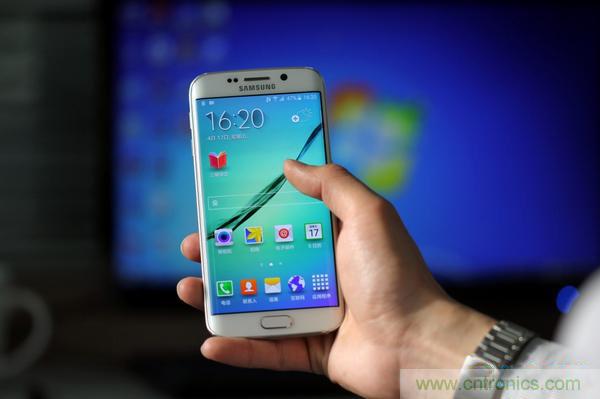 三星S6 Edge+拆解：比S6 Edge加在哪裏？