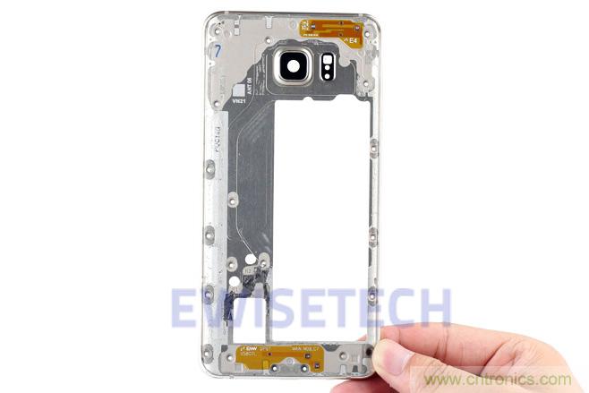 Galaxy Note5拆解，與S係列差距日漸模糊