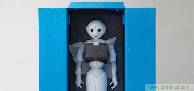 拆解筆記本不過癮，那就來拆拆日本情感機器人吧！