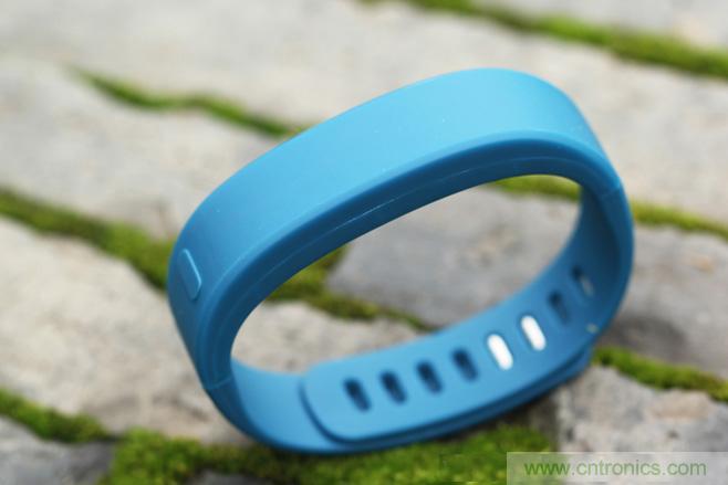 咕咚智能手環2上手評測：功能齊全，細節欠缺