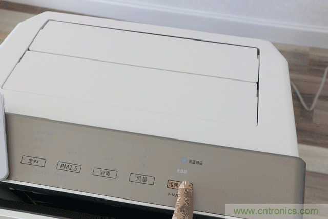 兩款日係空氣淨化器對比評測：誰才是深層淨化之王?