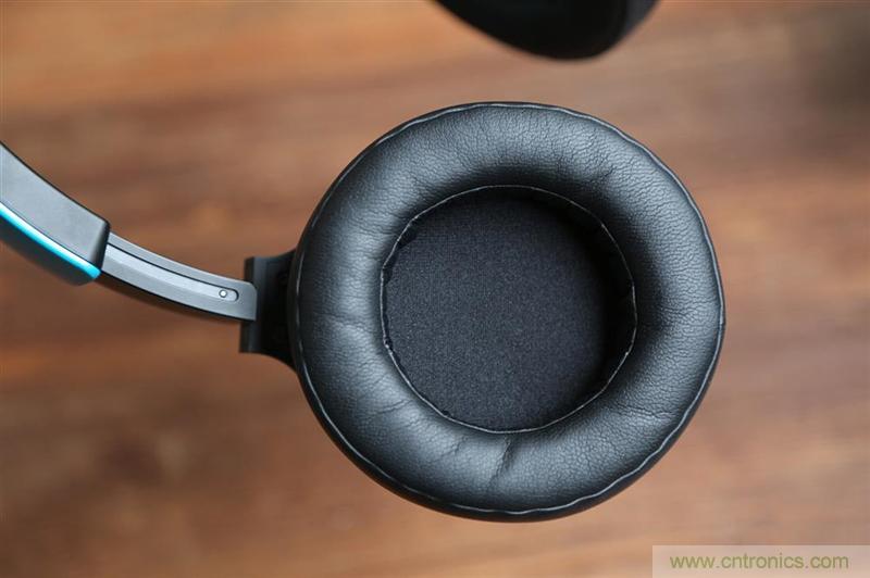 頭條哥的夢想之作！FIIL耳機能讓汪峰上頭條否？