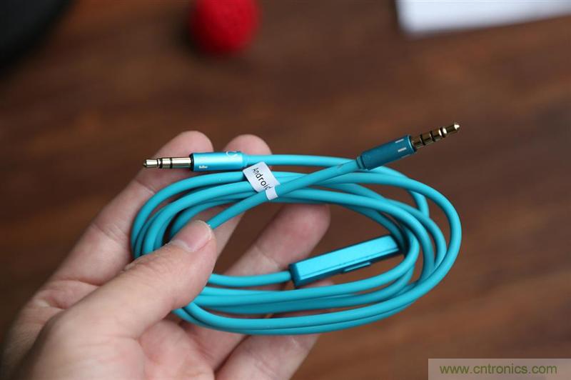 頭條哥的夢想之作！FIIL耳機能讓汪峰上頭條否？