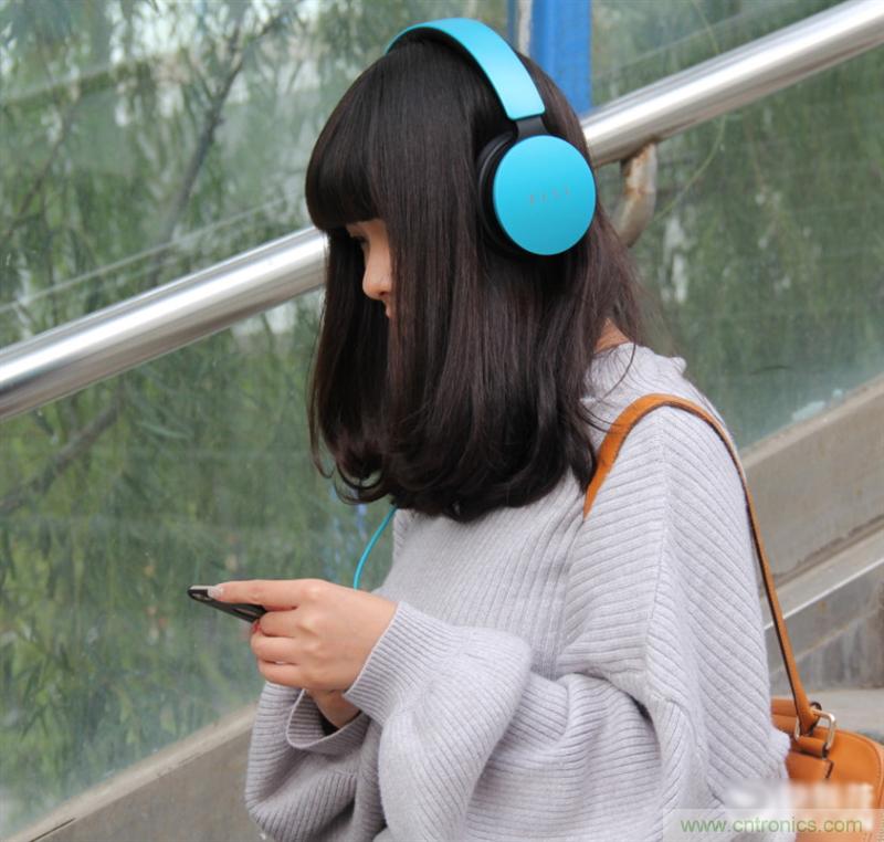 頭條哥的夢想之作！FIIL耳機能讓汪峰上頭條否？