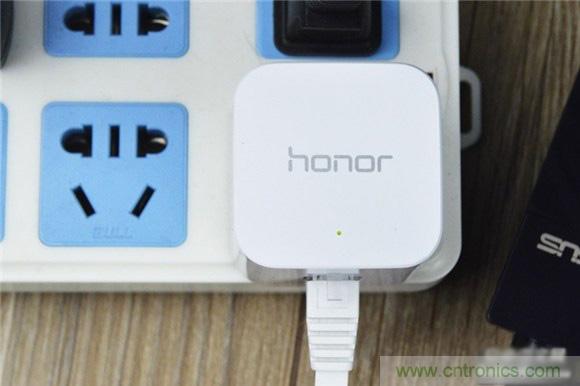 大House也能隨心連，榮耀WiFi穿牆寶評測