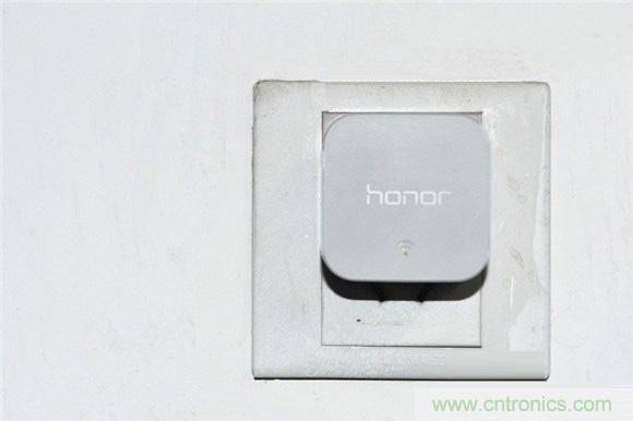 大House也能隨心連，榮耀WiFi穿牆寶評測