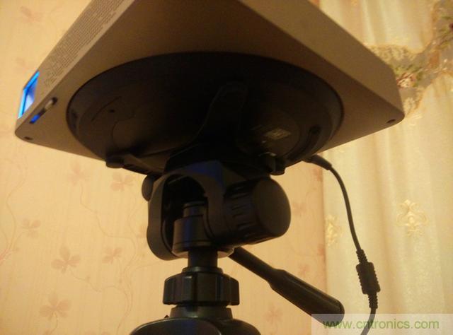 無屏電視時代已然來臨，客廳你做好準備了嗎？