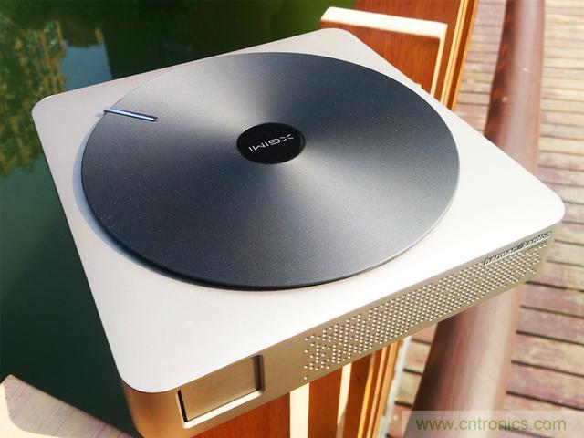 無屏電視時代已然來臨，客廳你做好準備了嗎？