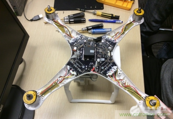 真飛機拆不著，那就來拆拆無人機&ldquo;鼻祖&rdquo;大疆吧！