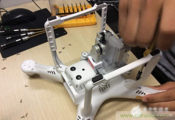 真飛機拆不著，那就來拆拆無人機&ldquo;鼻祖&rdquo;大疆吧！