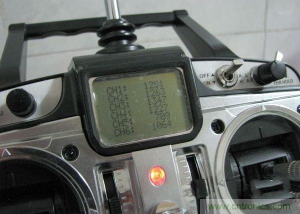 無人機 DIY 製作全過程，酷得不要不要的！