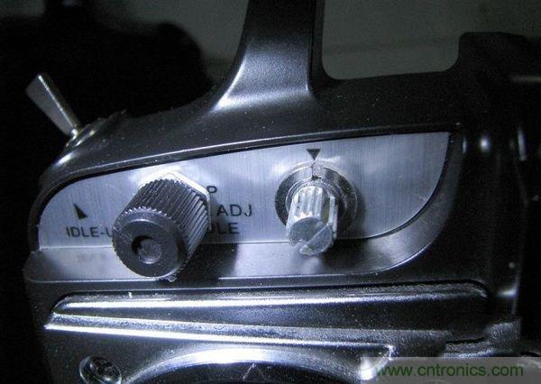 無人機 DIY 製作全過程，酷得不要不要的！