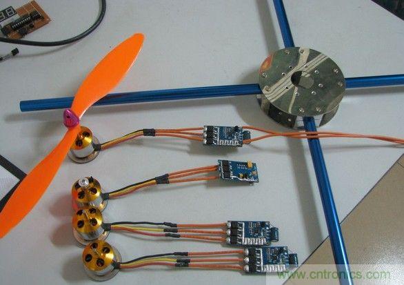 無人機 DIY 製作全過程，酷得不要不要的！