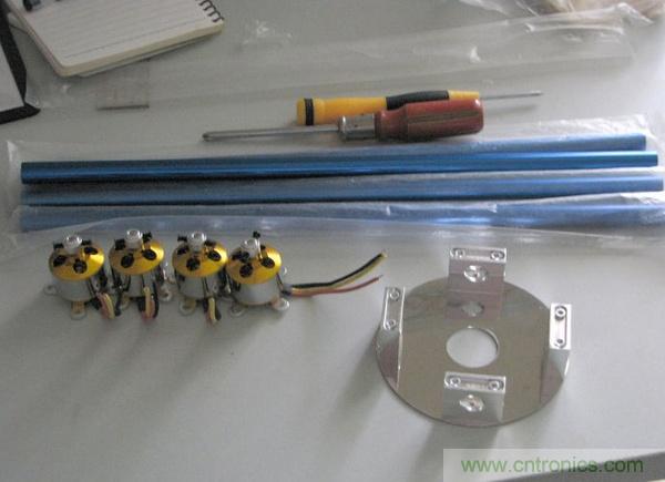 無人機 DIY 製作全過程，酷得不要不要的！