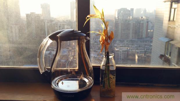 新的智能養生之道，從一個易叮雲智能水壺開始