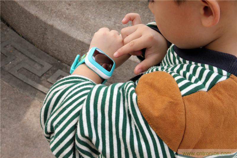 別讓《失孤》重演，360兒童手表幫你定住家中小頑童！