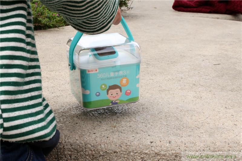 別讓《失孤》重演，360兒童手表幫你定住家中小頑童！