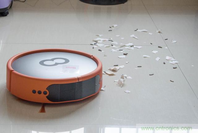 智能導航掃地機器人，以內更靠譜！