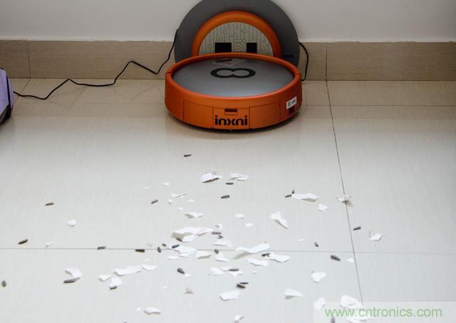 智能導航掃地機器人，以內更靠譜！