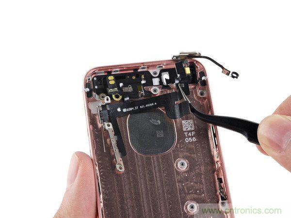 有什麼地方沒有變？iPhone SE真機拆解