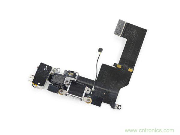 有什麼地方沒有變？iPhone SE真機拆解