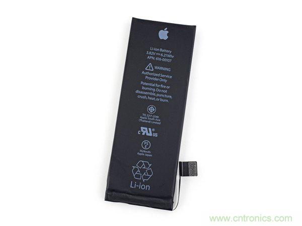 有什麼地方沒有變？iPhone SE真機拆解