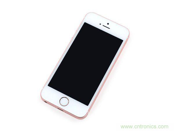 有什麼地方沒有變？iPhone SE真機拆解