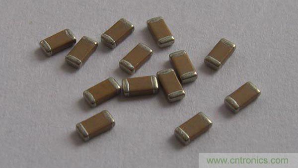 在電源電路和信號電路中電容有何用處？