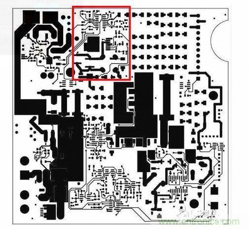 這是自動測試設備的PCB，因為事先了解過那顆SEPIC轉換器（以紅框標示），我的設計第一次就成功。