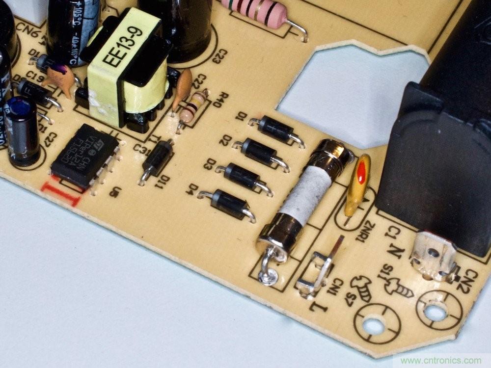 電磁爐裏都用了哪些元器件？